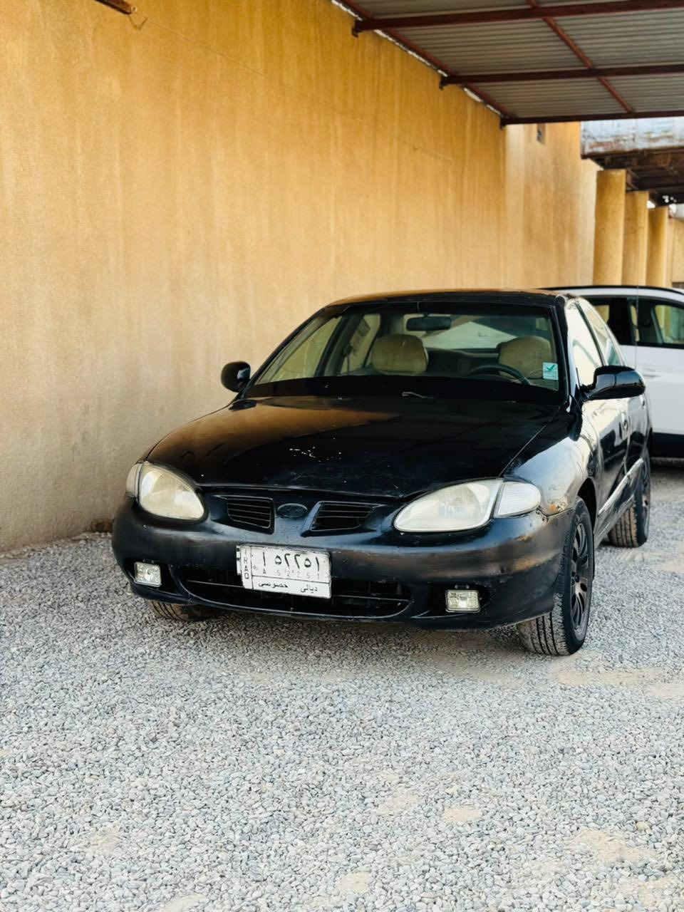 السلام عليكم 
بيع مستعجل 
سياره إلنترا موديل 2000 
محرك 2000 
مكينه وكير خير من الله لا تبخير ولا تنقيص 
شد جديد فيت بم نوزلات بلكات وباتري 
ويضا دهن وفلتر كيس  هم جديد 
سياره نظيفه من داخل وخارج 
مكان ديالى 
السعر 33 
***********
غير متواجد على فيس ‼️
