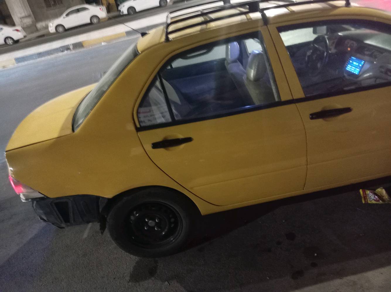 للبيع مكينة جديده قبل أربع أيام شادها بيها اربع جاملغات مصلحات تلاثة نفسهن والامامي مال سايق مبدل مكفوله من الحادث القوي 62 وبيها مجال يرادله دعامية وبكت لايت خلفيات تبريد زين شوية منقص غاز السيارة مال الشركة العامة كير اوتو ماتيك