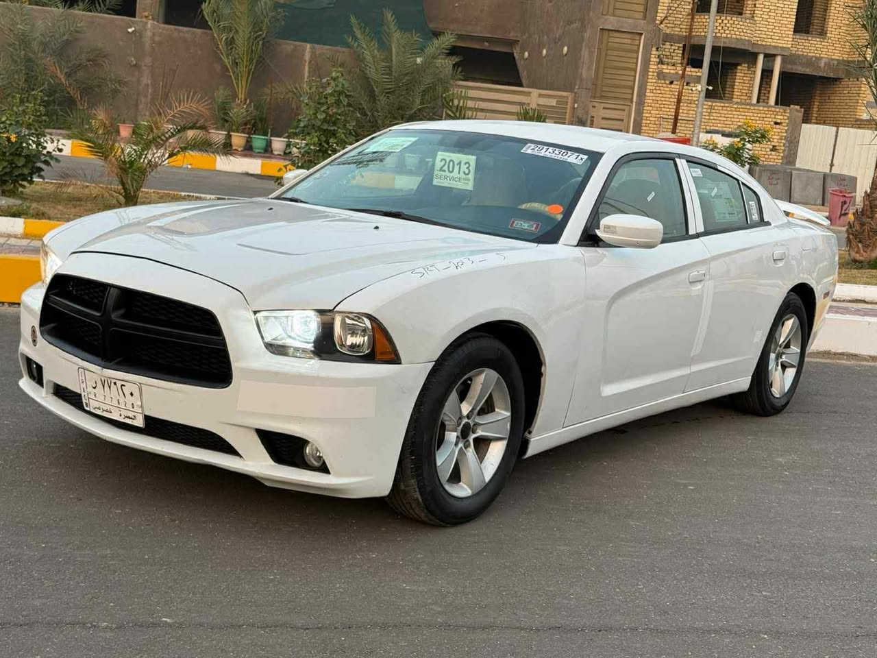 يالله سلام عليكم شارجر موديل 2013 اصل ضررها جاملغ وبنيد وباب تبديل سياره جاهزه خير من الله مكينه وكير وحداديه وتبريد ثلج مكينه ما مفتوحه موصفات سياره شاشه كبيره تحكمات ستيرن جهتين تبريد قطعتين مكان سياره مركز ناصريه سعر ب 138 وبيها مجال رقم ***********
