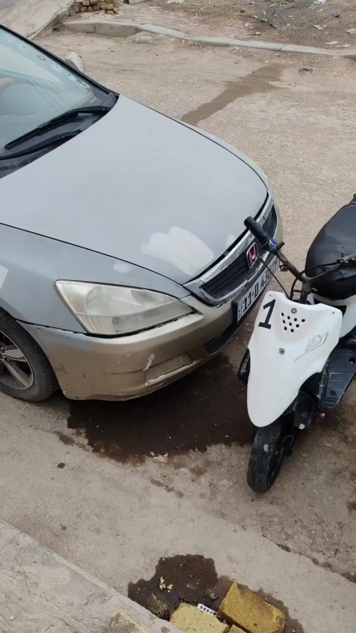 السلام عليكم عندي هوندا اكورد ٢٠٠٧
للبيع بسعر ٤٥ ورقة 
سياره عوزه بس صبغ وزوج بولبرنات اماميه وطوافه وباور سترين 
رقم بغداد سنويه بسم صديقي جاري
مكاني ميسان العماره حي نهاوند الأولى
***********
