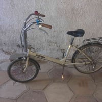 بيسكل تكسي • قابل تفاوض