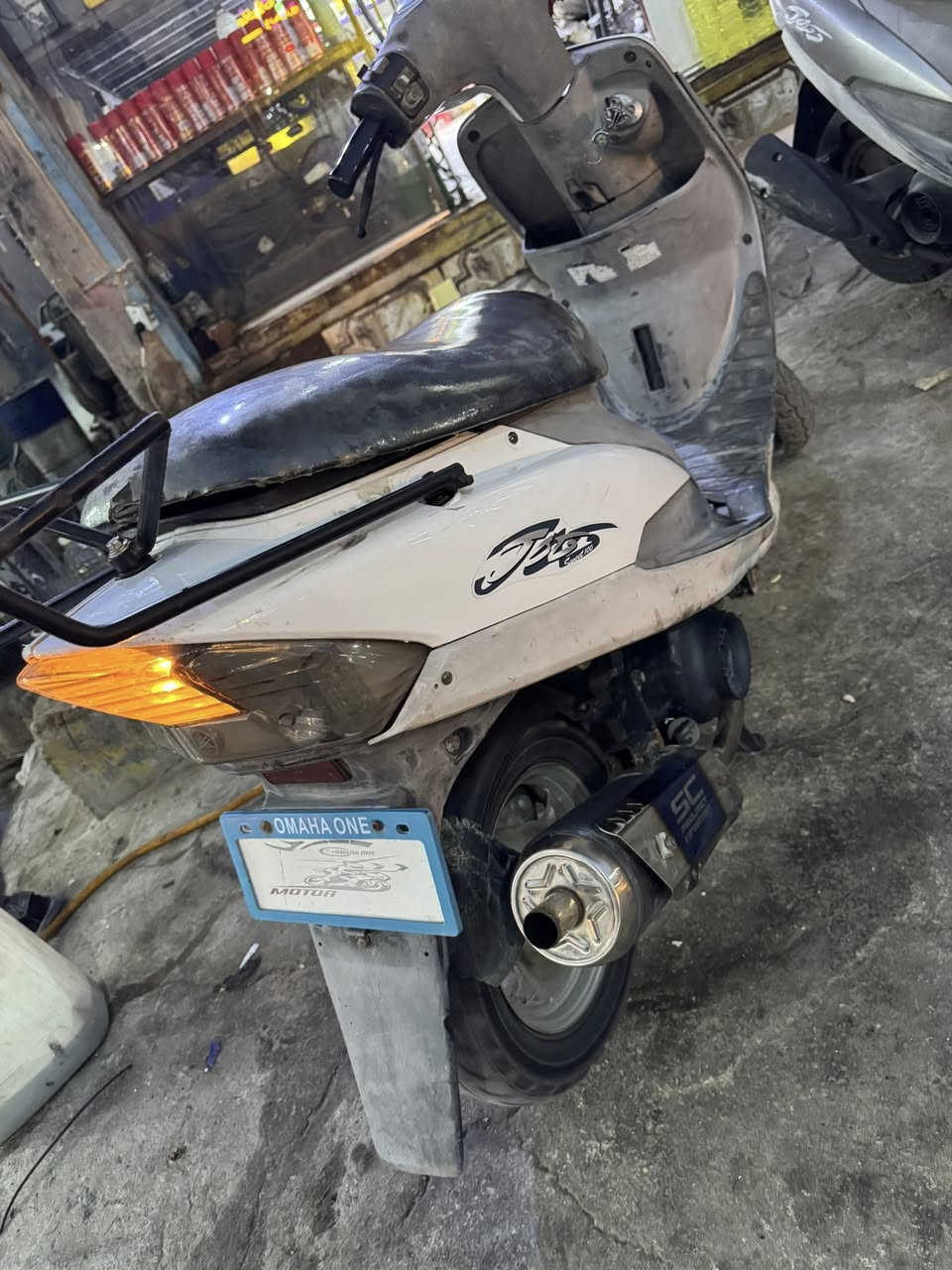 رقم صاحب الدراجة ‭٠٧٨٠ ٨٣٩ ١٨٠٤‬
ماكس منغولي سعر مناسب بيع مستعجل 
كهربائيات شغاله تواير جدد مكينة ناعمة 
السعر 550 مع المجال سماوة سايدين حي الصدر 
قرب مطعم الساطور ‭٠٧٨٢ ٨٨٢ ٥٦٣٤‬
