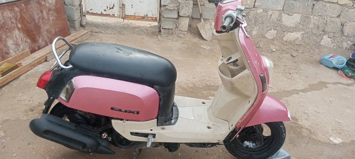 يا لله السلام عليكم  شباب دراجه بوليسي كابريتر بيهه وصل معرض شلعه ومعدل   السعر 425 بيع مستعجل الله شاهد   بيه مجال الشراي مكان كربلاء حي الشهداء الموضفين ***********
