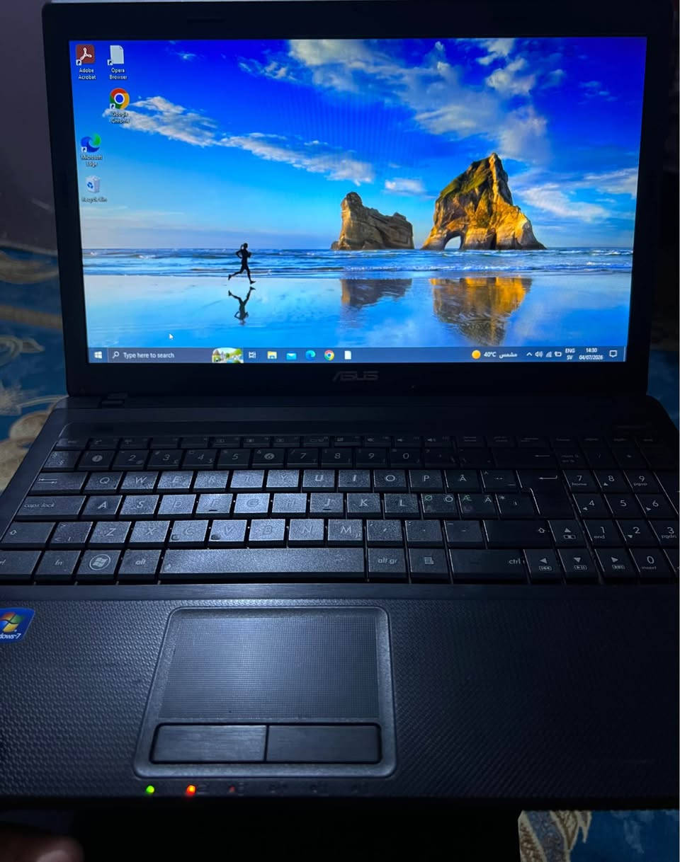 للبيع لابتوب ASUS مال تصفح ودراسة وشغل خفيف، نظيف وجاهز. يفيد كلش لطلاب المدارس، للبحوث، ولجماعة الوورد والأوفيس.
مواصفاته:

معالج Intel Celeron بتردد 1.70 جيجا، والرام 8 جيجا نوع ddr3. اللابتوب طبعاً سريع وميرست لأن بيه هاردين، الأول سريع SSD 120 منصب عليه Windows 10 Home حتى يقلع ويشتغل سريع، وبيه هارد ثاني HDD 400 للخزن والملفات.

ملاحظة: بطارية اللابتوب ميتة ويشتغل عالمباشر (عالشاحنة) فقط
اللابتوب شغال وما بيه أي نقص غير البطارية

السعر: 110
المكان: بغداد الشعب 
لا يوجد توصيل بغداد, العراق


**إذا كنت صاحب هذا الإعلان وتريد حذفه لأي سبب، رجاءا أرسل رسالة إلى الدعم الفني**