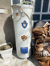 كيزر • ١٢٠ لتر • قليل الاستخدام