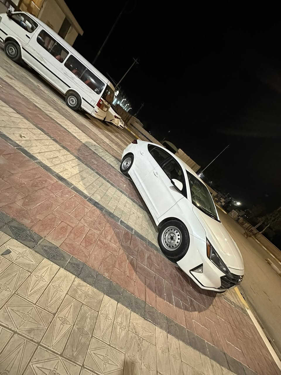 سلام عليكم النترا 19مريكي مكينه 2000دوش ماشيه 90رقم ذي قار حراه مداور ثاني يوم مابيهه حادث السياره تغرير بيهه بارد بلجاملغ الخلفي مواصفات دواره تحكمات نقطة عمياء رادار عند الاجتياز
بريك تلقائي عند الاقتراب مانع انزلاق مثبت سرعة تبريد بيانو حساس امامي وهواي بعد بيها مواصفات السعر 138وبيهه مجال 
بيع او مراوس للاستفسار اكثر واتس اب واتصال***********
