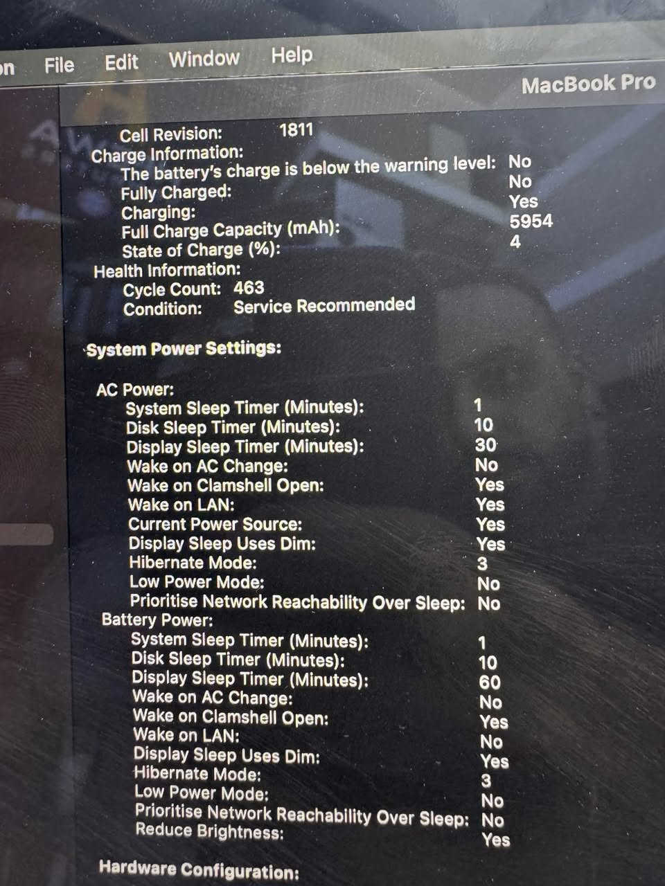 للبيع: MacBook Pro 15-inch (2019) – أداء خارق للمحترفين
هل تبحث عن جهاز يجمع بين القوة في التصميم وسرعة الأداء في المونتاج والبرمجة؟ أعرض لكم جهاز MacBook Pro 15-inch بحالة ممتازة ومواصفات احترافية.
المواصفات الأساسية:
 المعالج: Intel Core i9 ثماني النواة (8-Core) بتردد 2.3 GHz – قوة حقيقية للمهام الثقيلة.
 الذاكرة العشوائية (RAM): 16GB DDR4 بسرعة 2400 MHz.
 كرت الشاشة: يحتوي الجهاز على كرت شاشة منفصل بسعة 4GB (AMD Radeon Pro) لتقديم أداء رسومي عالٍ في برامج المونتاج والرندر، بالإضافة إلى الكرت المدمج.
 نظام التشغيل: يعمل بأحدث إصدار macOS Sequoia 15.7.5.
مميزات إضافية:
 شاشة مقاس 15 إنش بألوان دقيقة ومذهلة.
 هيكل ألمنيوم متين وتصميم نحيف وأنيق.
 مثالي للمصممين، مهندسي البرمجيات، وصناع المحتوى.
ملاحظات:
 الجهاز بحالة جيدة ويعمل بكفاءة عالية جداً.
 تم مراعاة حالة البطارية في السعر المطلوب.
بطارية تبقة 5 ساعات حتا لو كاتبين يحتاج تتبدل لكن نضيف كلش جهاز 
سعرا 800 الف قفل


**إذا كنت صاحب هذا الإعلان وتريد حذفه لأي سبب، رجاءا أرسل رسالة إلى الدعم الفني**