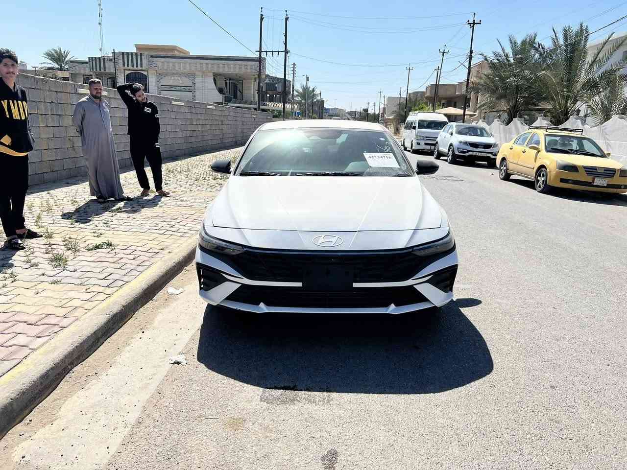 دخول اليوم جديد ابيع عله حادثه 
موديل 25 
ماشيه 5 الف 
***********
بدون رقم 
مدفوع كمرك كامل 
نص فول 
شحن واير ليس 
رادارات 
وقوف ذاتي 
كأمره 
محرك ألفين دوش 
كير ايتي مرغوب
