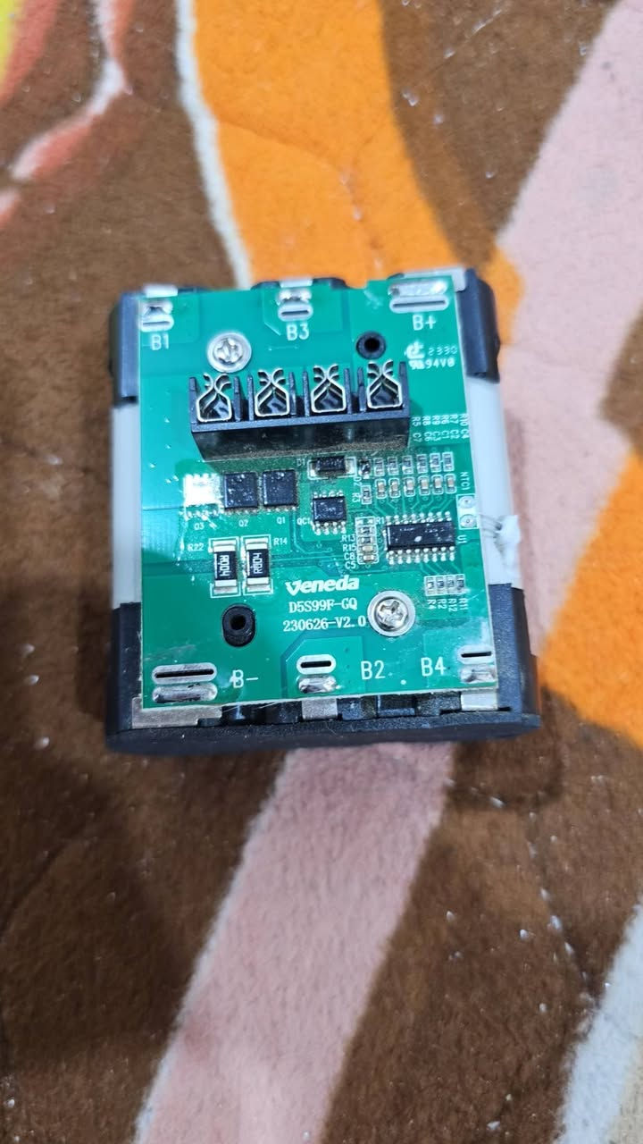 بطاريه ليثيوم للدريلات و حتى تصير للفيب ب 6 الف دينار


**إذا كنت صاحب هذا الإعلان وتريد حذفه لأي سبب، رجاءا أرسل رسالة إلى الدعم الفني**