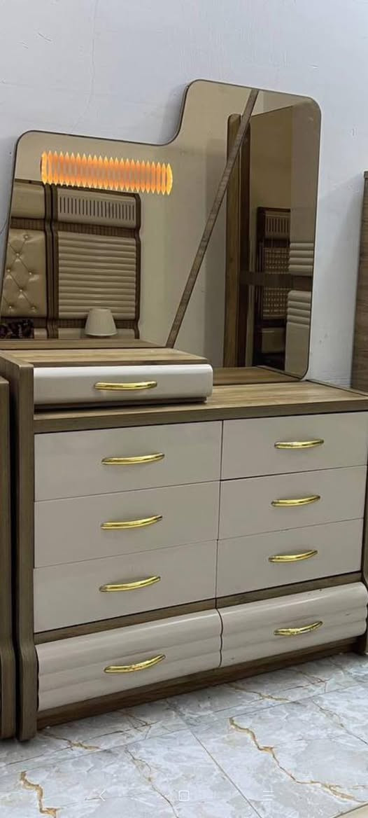 غرفه مستخدم نظيف تركيه 
٨قطع مكان نجف


**إذا كنت صاحب هذا الإعلان وتريد حذفه لأي سبب، رجاءا أرسل رسالة إلى الدعم الفني**