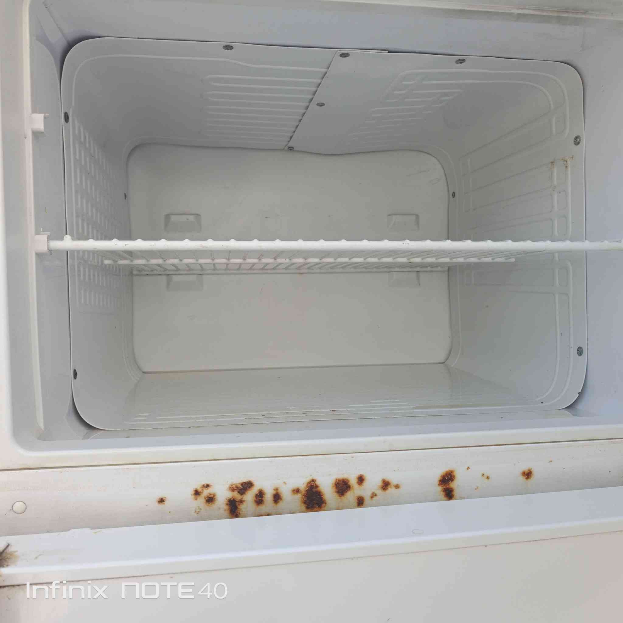 سلام عليكم ثلاجه للبيع فول شركه بيكو حجم كبير تجميد فول كلش مبدله فقط فريزر اصلي السعر 280 وبيه مجال حك الجيه وقلايه شوي للبيع قلايه كلي وشوي فول نضيفه جدا السعر 65 وبيه مجال قليل العنوان النجف الاشرف مقابيل ملحق قرية الغدير عامود 327 رقم الهاتف ‏‪***********‬‏
