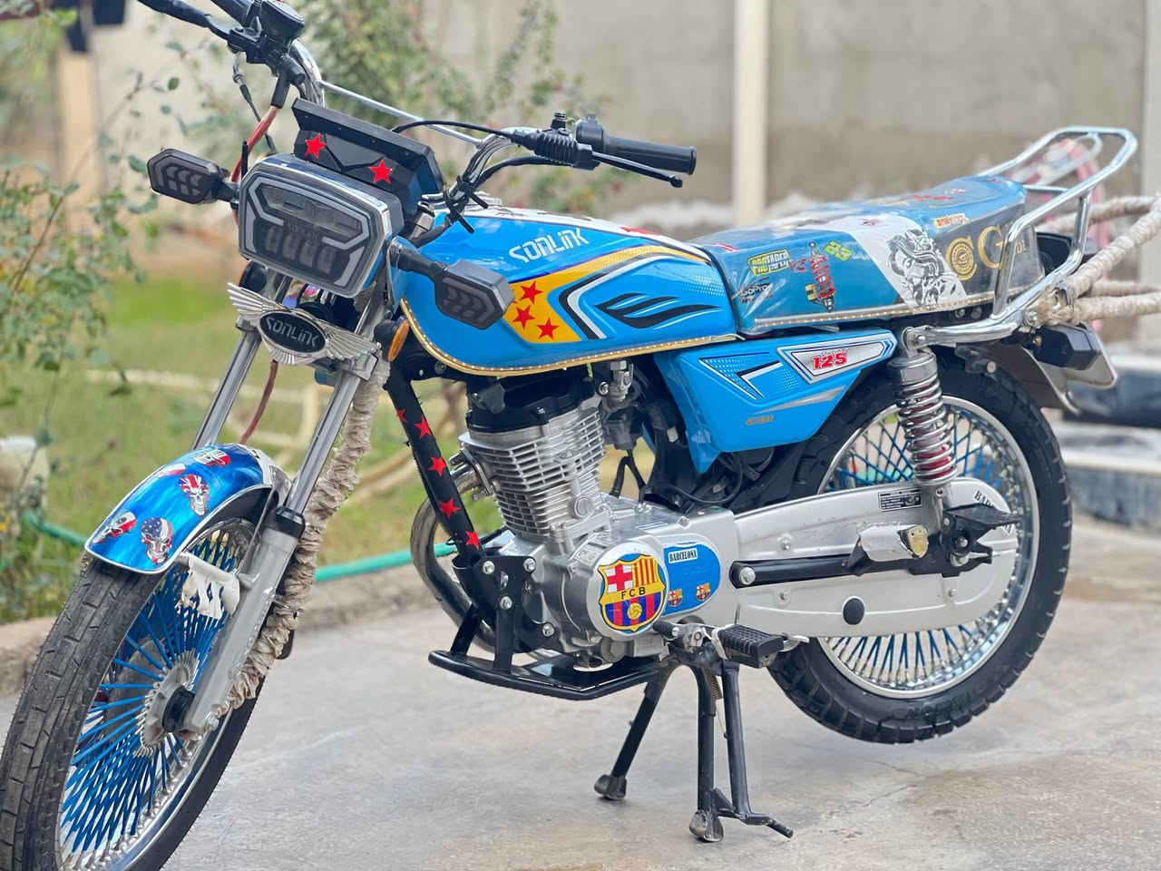 سلام عليكم دراجه للبيع موديل2025 تايكر 4 كير مكفوله كفاله عامه السعر 900 وبيه مجال مجنبزه فول صلنصه رياضي المكان ديالى المقدادية شهربان الرقم ***********
