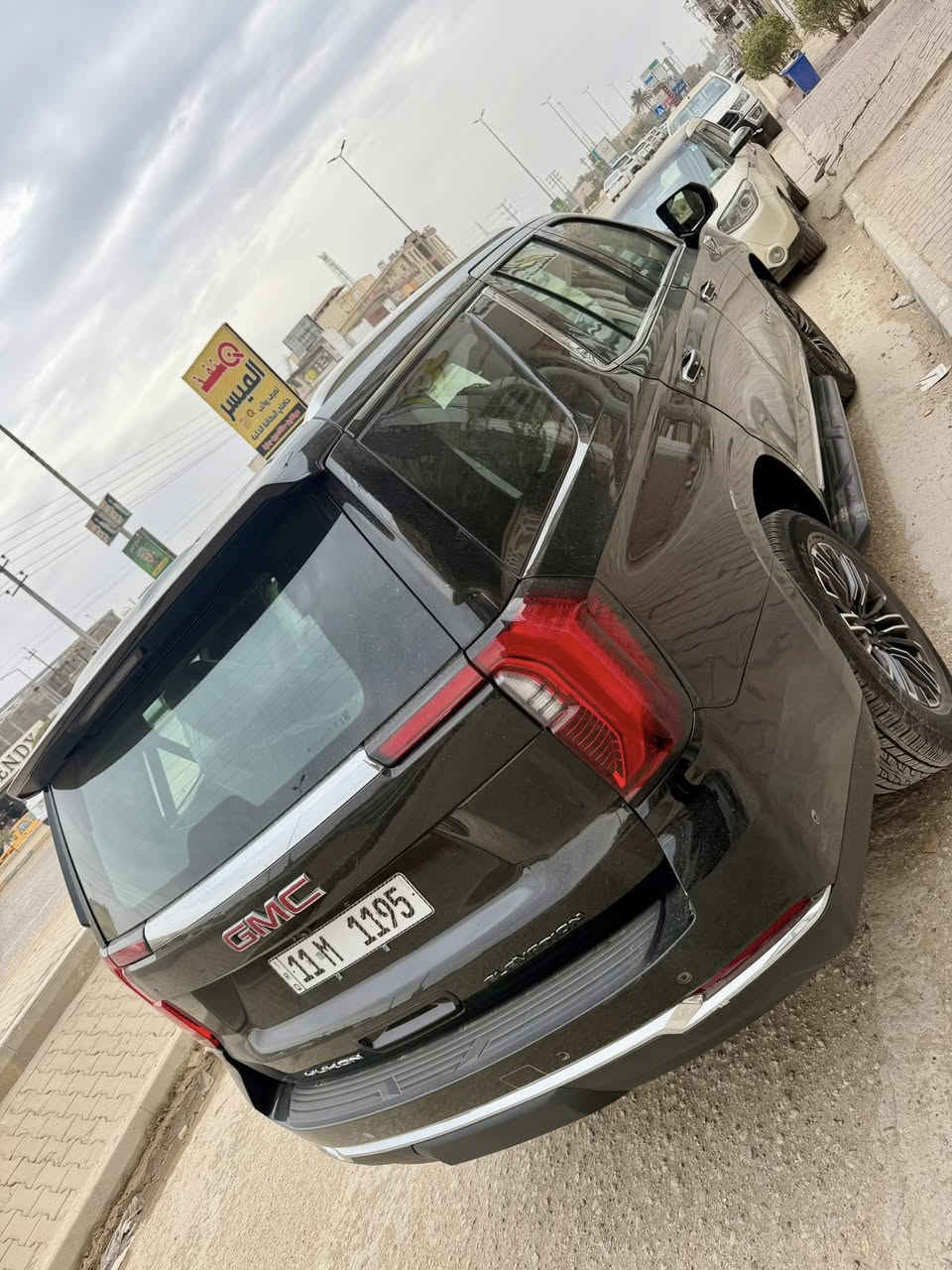 جمسي يوكن الفيشن 2025 خليجي
رقم بغداد  مميز كفالة عامة بحالت الوكاله 

مغلفة PPF درجة اولى 

ضمان وكاله المنصور 

ماشية 11الغ كم  

حجم المحرك 5.3 V8 

ويل 20 

مقاعد جلد وتدفئة 

تشغيل عن بعد                     

باب خلفي كهربائي 

كراسي امامية كهربائية 

كراسي خلفية متحركة كهربائية 

ميموري خزن كرسي السائق 

حساسات أمامية وخلفية 

شاشة Apple Car play 

4 كاميرات 360  

3 قطع تبريد

سعر (660   )وي رقم  1195بغداد

للستفسار ***********
