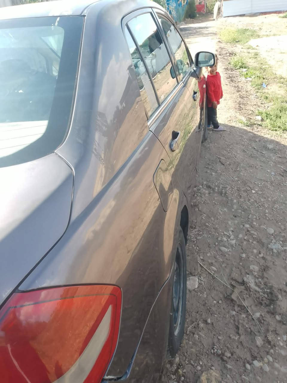 سلام عليكم تيدا للبيع 2009 خليجي التفاصيل داخل الفيديو السعر 70وبيه مجال مكلف بالنشر الاتصال عل صاحب السياره ***********
