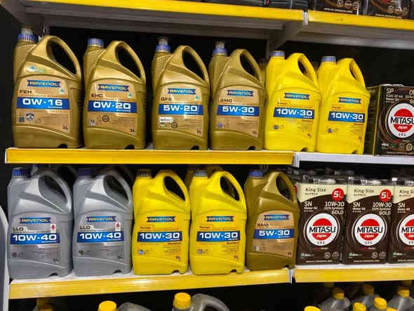 أقوى الماركة الاصلي والضمان يم غسل وخدمات القلعة للزيوت العالمية
ضمان نطيك وغسل مجاني وفلتر مجاني 
واسئل ع الماركة شرط معروفة يعني فووول 
العنوان اسديرة وسطى طريق المقبرة 
*********** 
حافظ ع سيارتك يم القلعة
