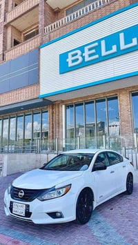 ألتيما SR • 2017 • كالار