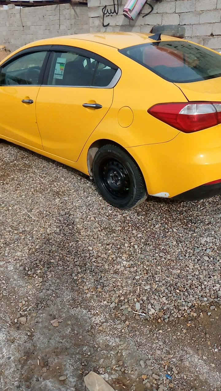 سلام عليكم فورتي موديل 15 للبيع وارد أمريكي مكينة لا صرف ولا بخار خير من الله تخم تأثير جديد وحادث شبر بل حوظ ايبل واحد سياره السعر 108 وبي مجال حك جية العنوان بغداد ***********
