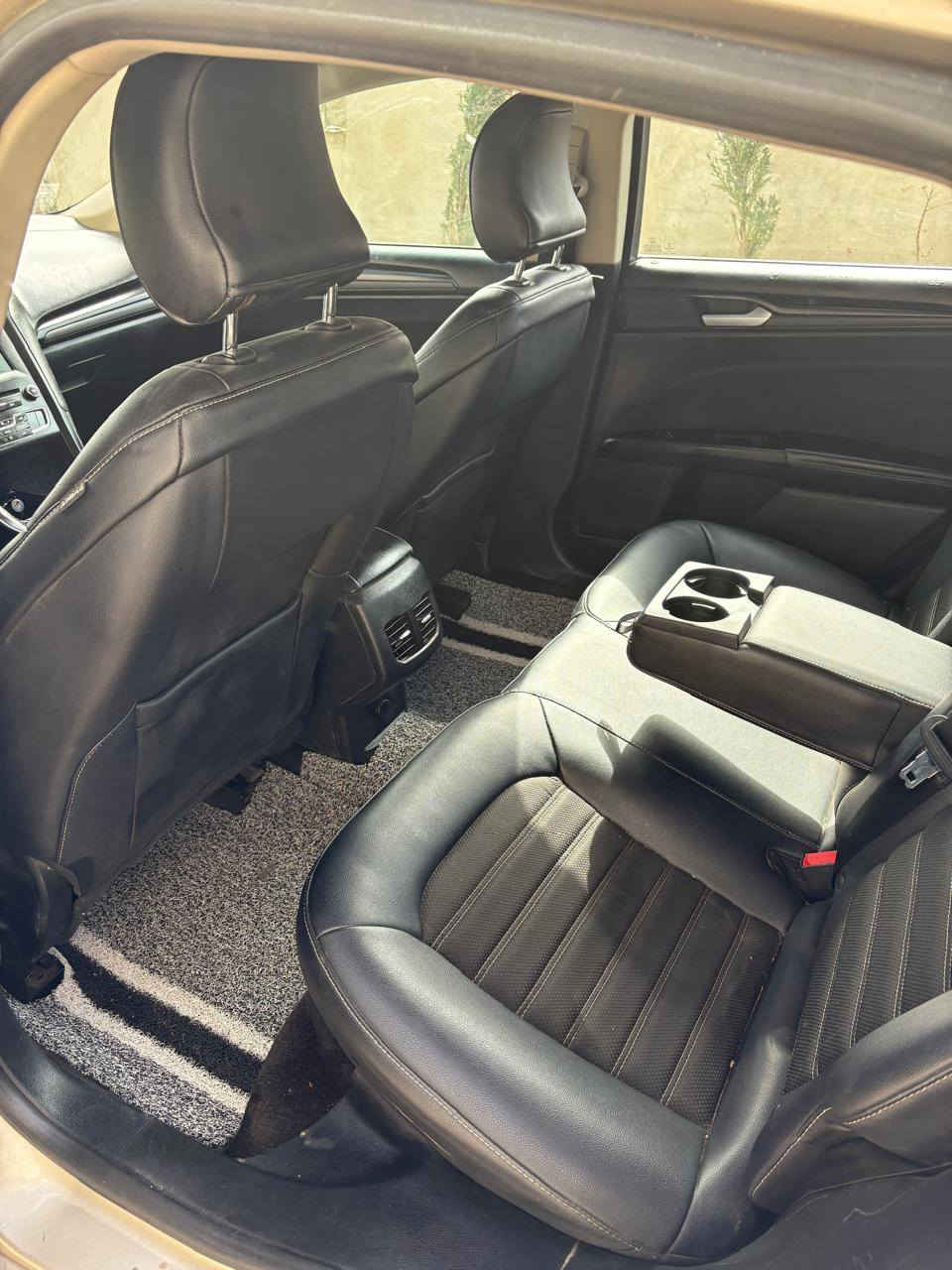 السلام عليكم
للبيع فورد فيوجن SE موديل 2018 فول مواصفات رقم نينوى محرك 1500 تيربو  المسافة المقطوعة 105  ألف كم.. ضرر قطعة واحدة ( جاملغ امامي اليمين) السيارة احلى من الصور كير ومحرك وطخم شرط السعر 145 وبيها مجال مكان السيارة الموصل  للأستفسار الاتصال على الرقم ***********
