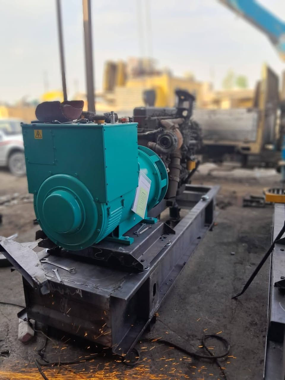 تجهيز مولد سكانيا ١١٣توليد ٣٠٠كيفي اتصال ***********
***********
