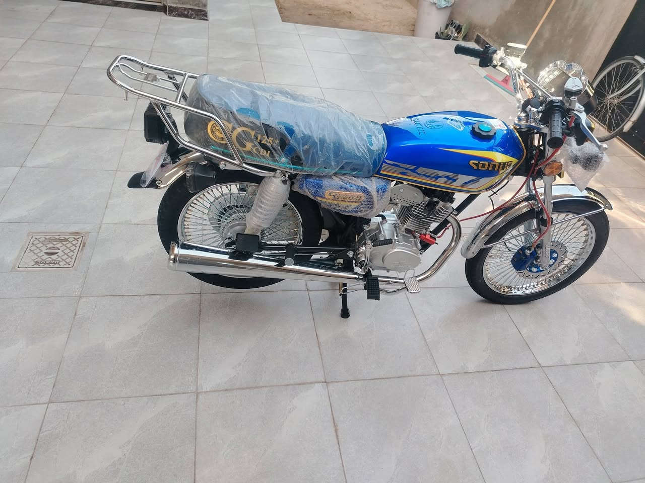 تايكر سونك باب اول موديل 26 اوراق كامله صاله 13 طالعه من المعرض بس اليدور زيرو يتقدم السعر 800 اوبيه مجال قليل مكاني بابل ***********
