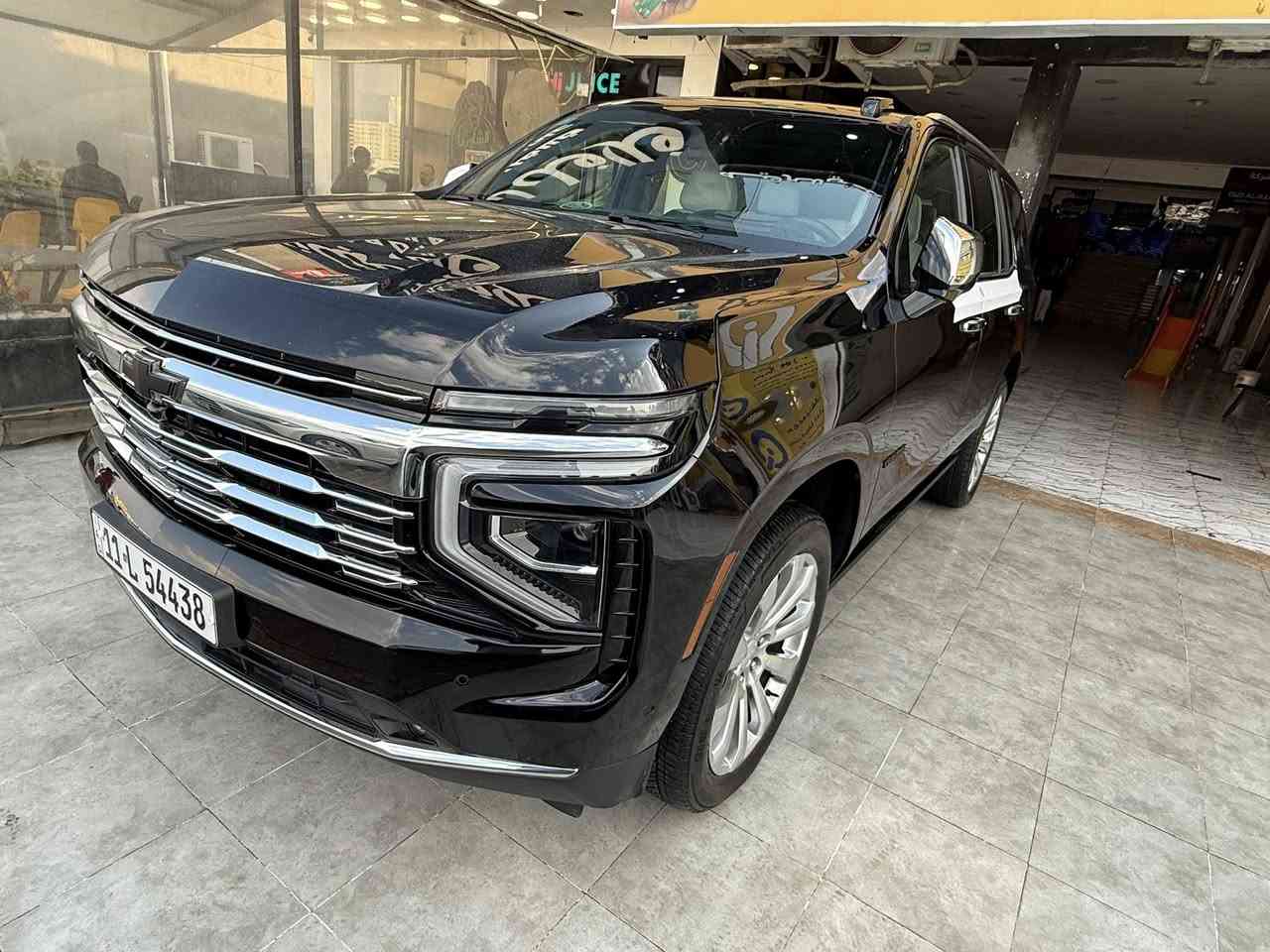 سلام عليكم تاهو موديل 25 ماشية 25  الف مايل . جديدة مغلقة ببي أف بريميرا اعلى مواصفات وفول الفول السعر. المطلًوب 665$ الف مكانهه بسمايه  سياره كفاله عامه من كلشي 
هاتف ***********
