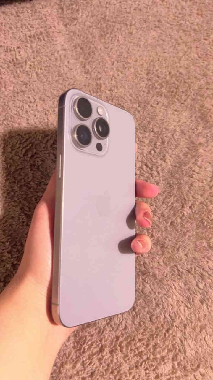 ايفون ١٥  برو ماكس سعره٥٥٠  قفله بطاريه ٨٧ ذاكرته ٢٥٦ جهاز جديد مبدله شاشته وتخطي ***********
