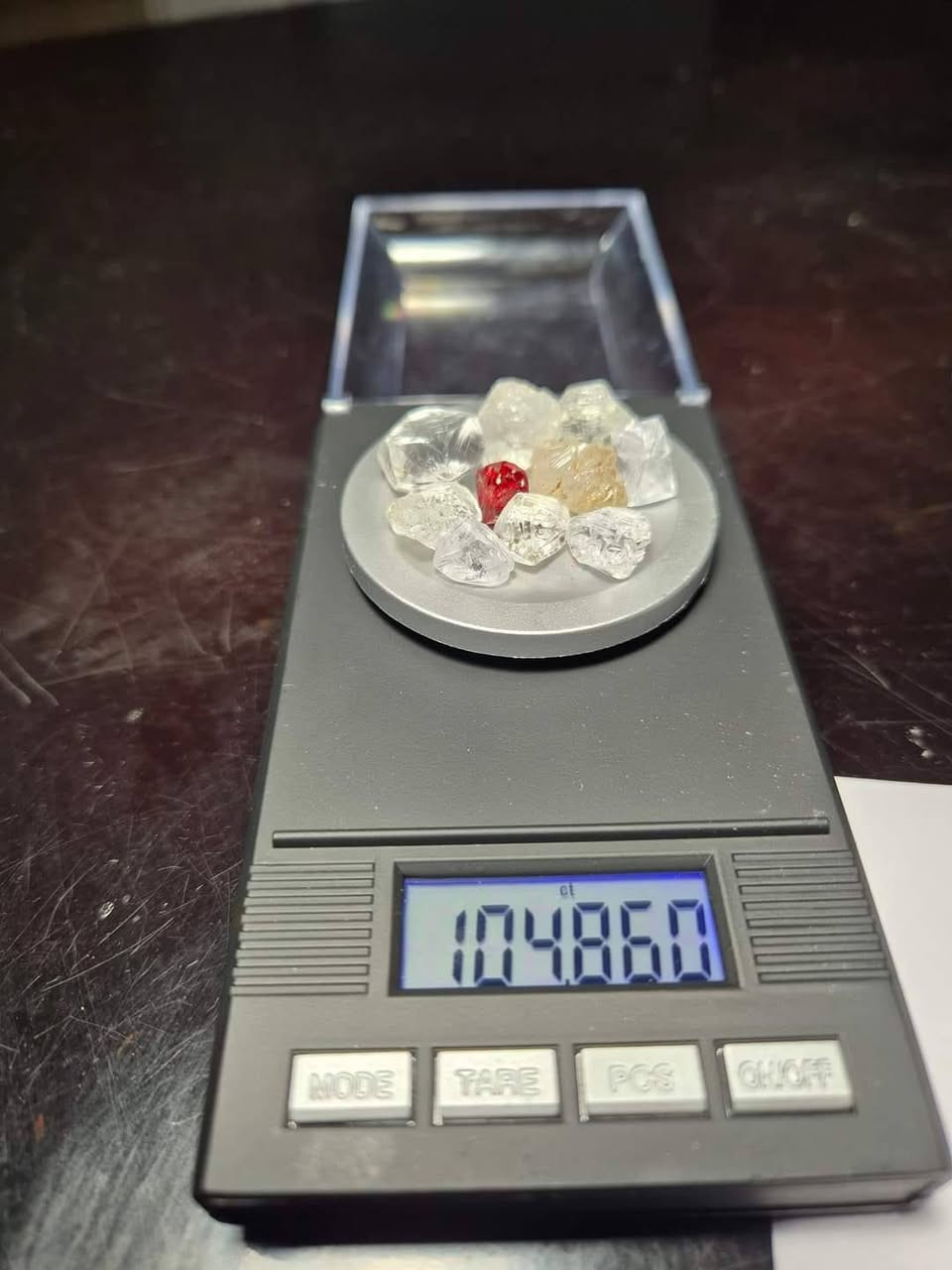 Top quality ofnatural rough diamo.d
For sell
Big size
300 usd per ct
Worldwide shipment


**إذا كنت صاحب هذا الإعلان وتريد حذفه لأي سبب، رجاءا أرسل رسالة إلى الدعم الفني**