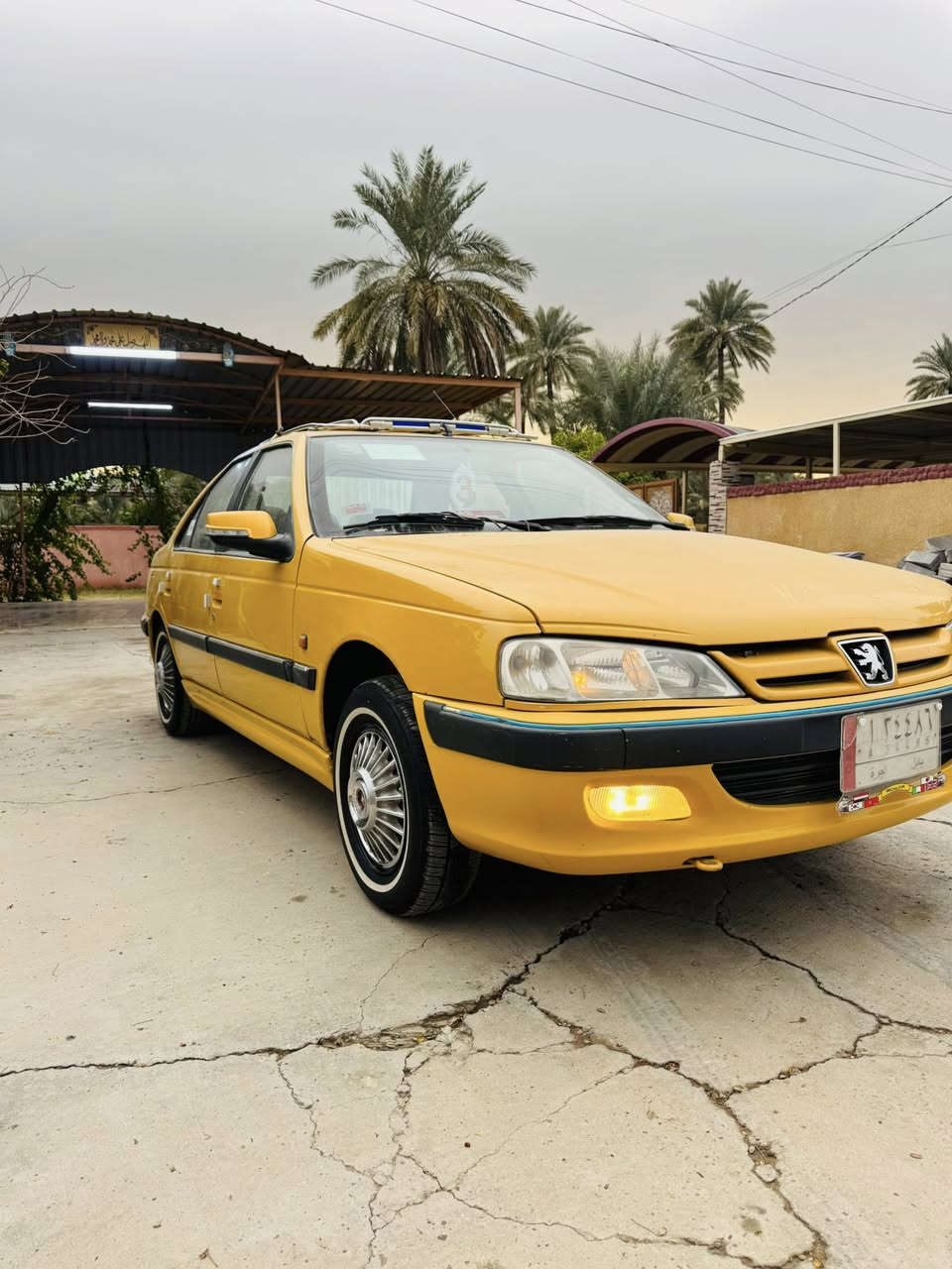 سلام عليكم
بيجو بارص 2015كفاله عامه بسمي سنويه جديده مصفره هيئه وغرامات سياره جديده وجاهزه من كلشي دينار ماتصرف عليه 

كير مكينه حداديه تخم تاير تبريد تدفئه كله جديد كل نقص مابيه
السياره بدون غراض 
السعر 52وبيه شويه مجال 
مكاني بابل مركز المدينه 
***********
