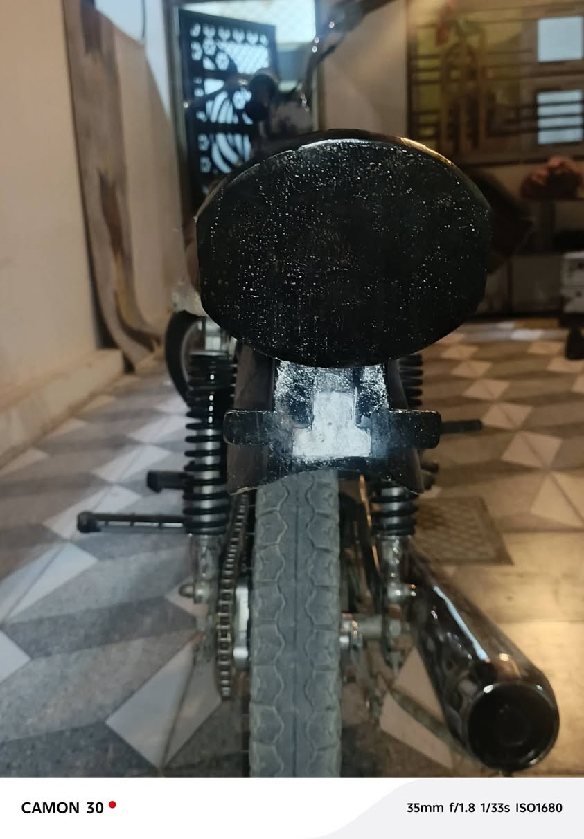 سلام عليكم 🌿
تانكي وموشم كامل ونضيف راسطة  ثقيل رقم واحد مصبوغة وكاملة مراوس بطياري وتانكي ابو هونده ابو الجنح


**إذا كنت صاحب هذا الإعلان وتريد حذفه لأي سبب، رجاءا أرسل رسالة إلى الدعم الفني**