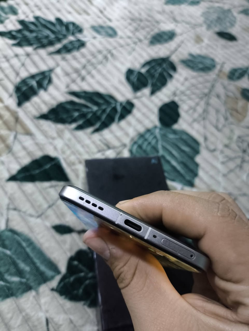 ريلمي جيتي 7 برو ذاكره 512 معالج سناب دراكون آيت ايليت كامل ملحقات مابي اي زلغ مكاني بصره رقم ***********
