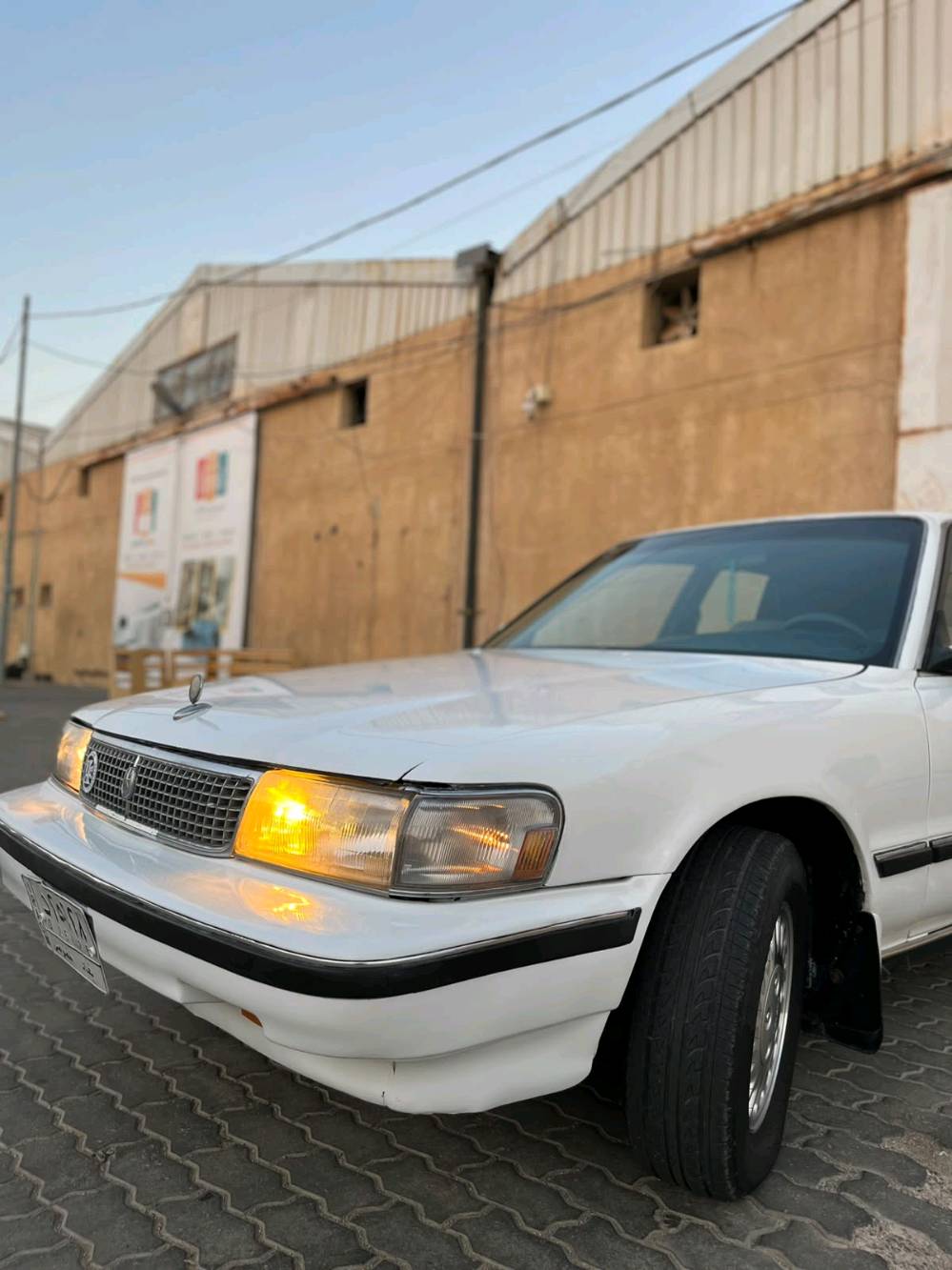 سلام عليكم شباب كرسيدا ايسر ابلاد للبيع تفاصيل أكثر أتصال على الرقم التالي ***********