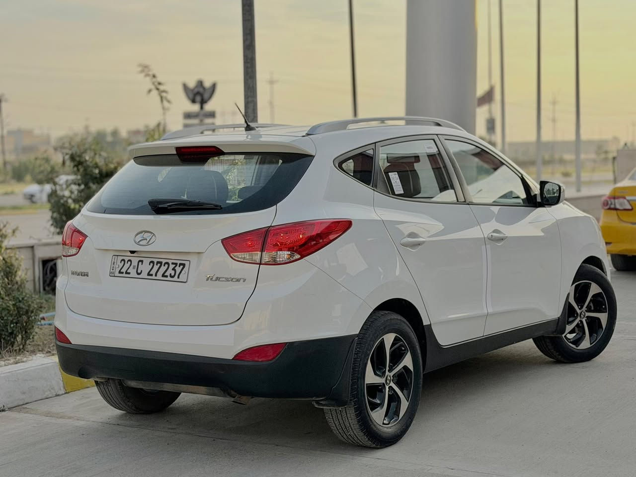 هونداي توكسون 2011 
خليجي 
محرك حجم 2000 دوش
صبغ باب الخلفي فقط بدون دواخل  
طخم تأير وبطاريه جديد
ورقم وهزه جديد رقم اربيل
شرط التحويل 
السعر 133 وبي مجال 
العنوان : كركوك قادسيه  
***********
***********
