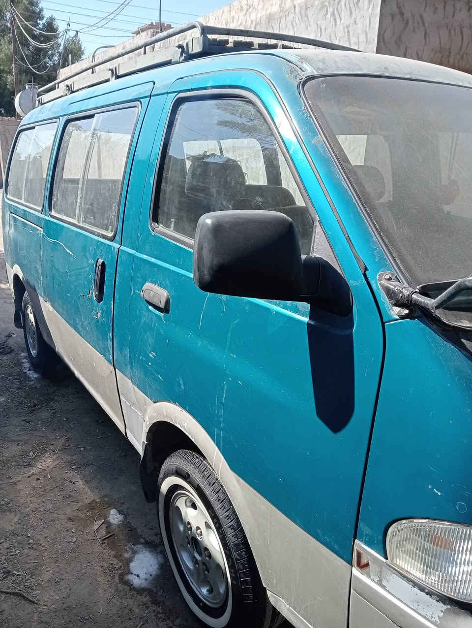 يريجوموديل 1999كامل مواصفات مكينه 2700جديدةوكيرواكسن كفاله كهربائيات شغاله شواصي كفاله معجون بس باب السلايت حداديه جديدة تايرات جددسنويه بسمي جديدة مصفرة غرمات اتصال ع هذا الرقم موجود***********
