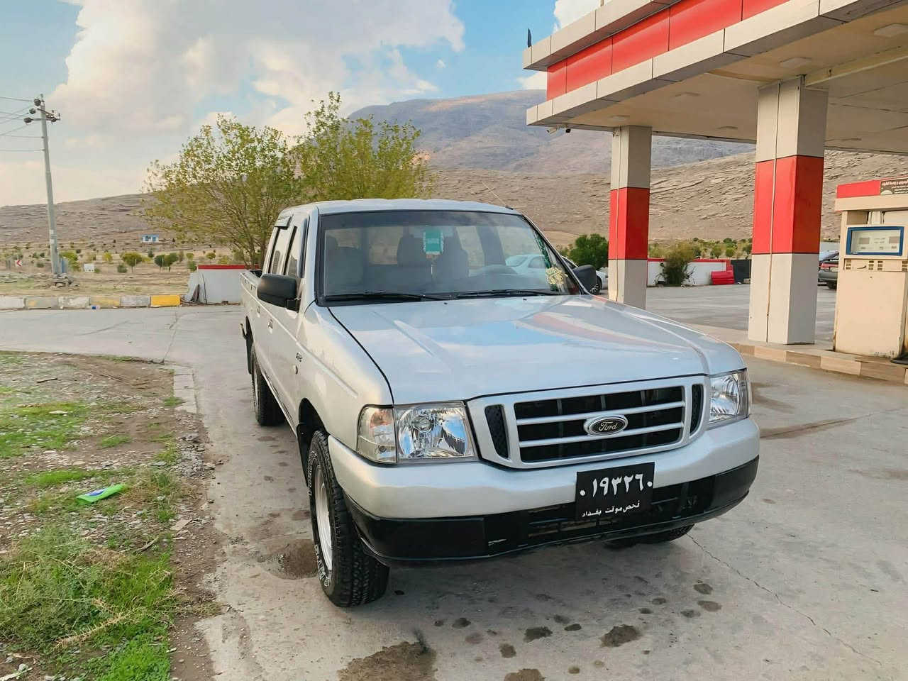 بۆفرۆشتن ڕەنجەر مۆدێل 2005 علوجە مەکینەی گاز عادی گێر مەکینە توندوتۆڵی تەبرید دەبڵ ئەکسل بەشەرتە چواردەوری بۆیاخە بۆجوانی چوارتایەی نوێ دەعامی بۆدەعامی بەشەرت نرخ 50مەجال شوێن سەروچاوە ڕانیە ***********
