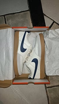 نايك كورت فيجن • مقاس 47 • وكالة أصلي