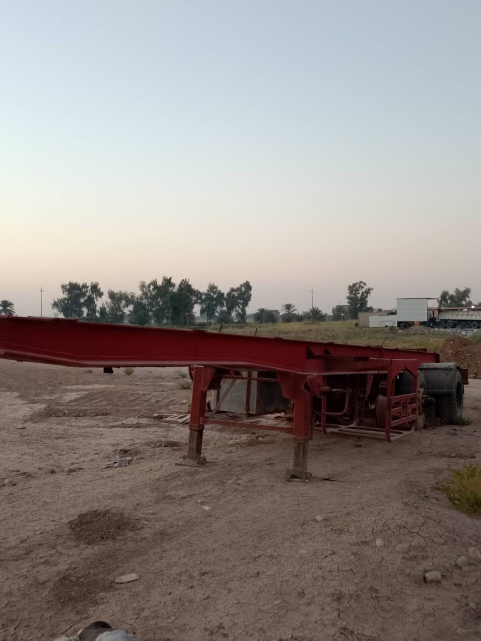 السلام عليكم
شاصي للبيع 
ثلاثة دناكير 
الاستفسار على الرقم ***********
