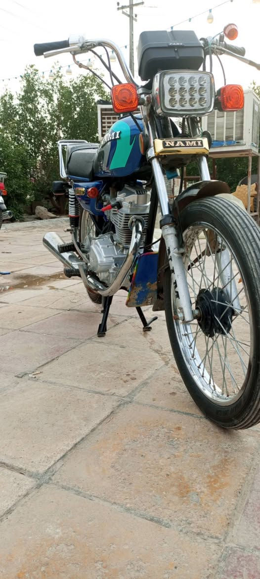 للبيع موديل الشاصي 17ارشا وراق اصولي والتعمير 2025 دراجه المحرك شلامجه الدراجه انضف من الصوره


**إذا كنت صاحب هذا الإعلان وتريد حذفه لأي سبب، رجاءا أرسل رسالة إلى الدعم الفني**