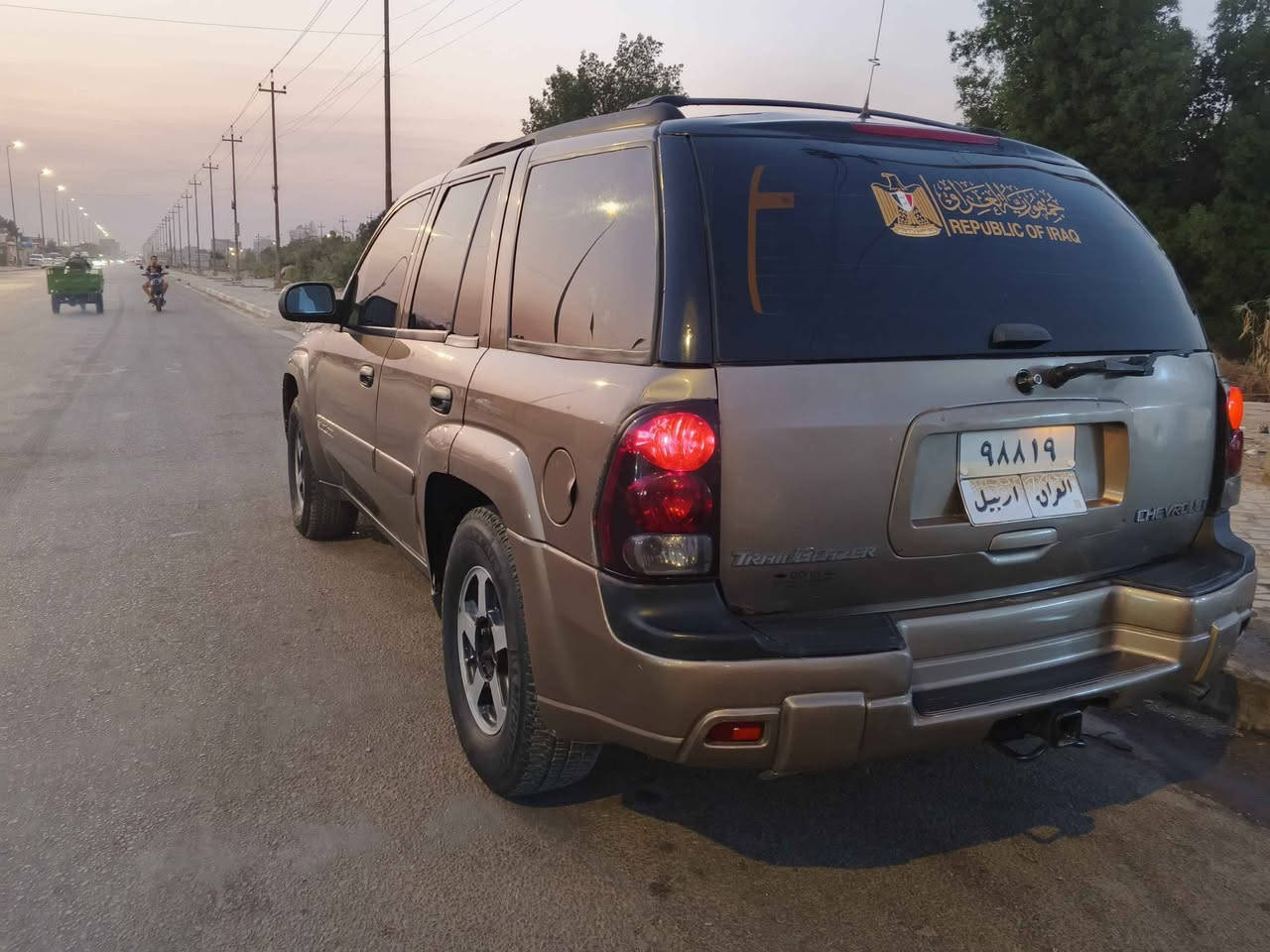 السلام عليكم/ ابلايزر موديل 2002 اربيل منتهيه سنويتها كير مكينه في فيتي تبريد شغال دواخل حلوه بيها رشات بصيطه السعر 65 قابله للمراوس المكان بصره مركز *********** البصرة, العراق
