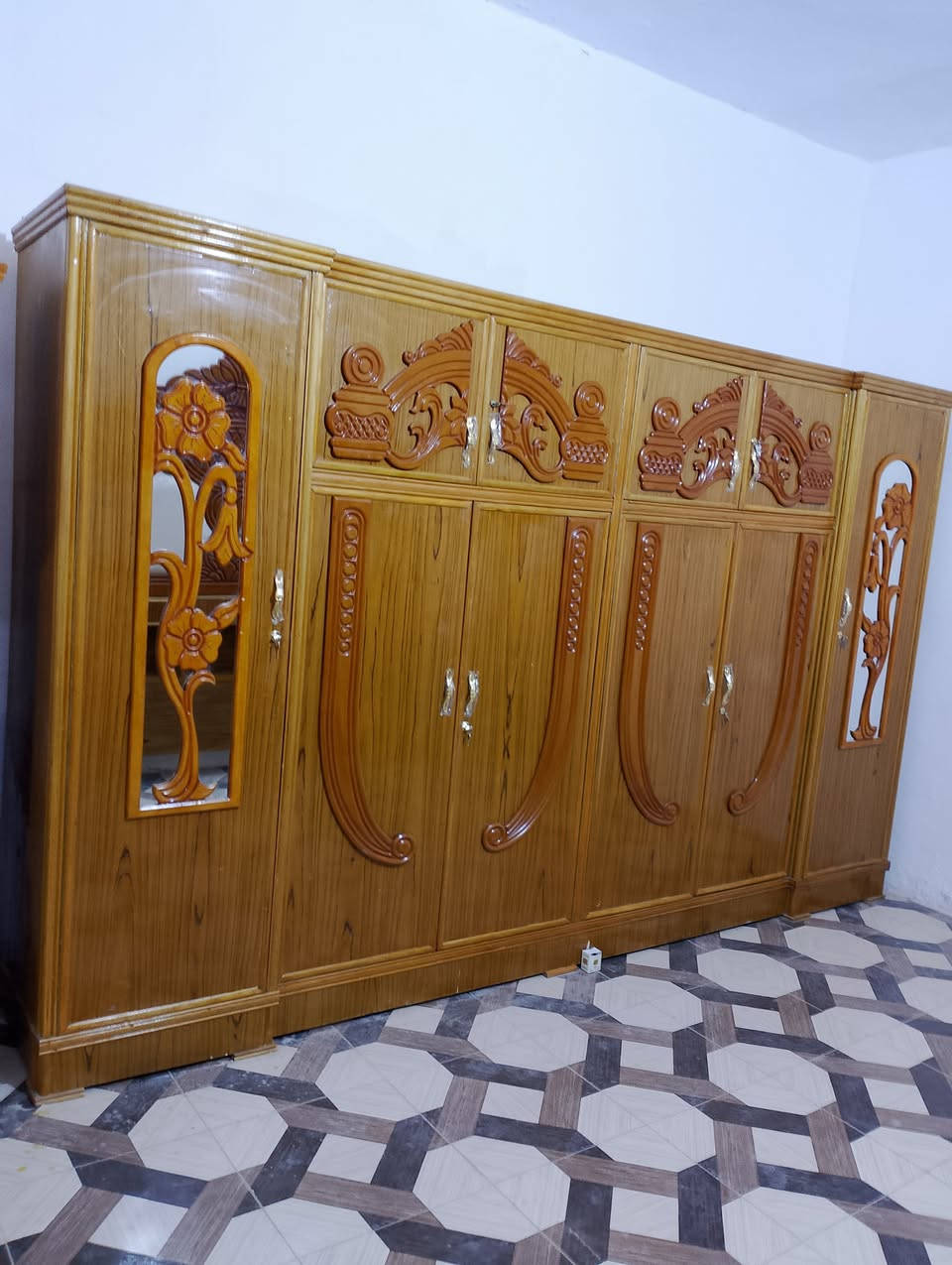 معرض المصطفي لبيع وشراء الأثاث الجديد والمستخدم العنوان ميسان ابو رمانه مقابيل المركز الشرطة التواصل واتساب ***********
