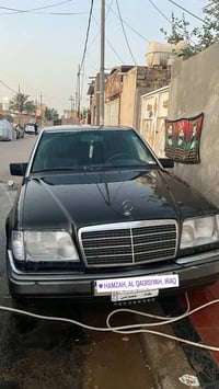 مرسيدس دب • ١٩٨٧ • رقم بغداد
