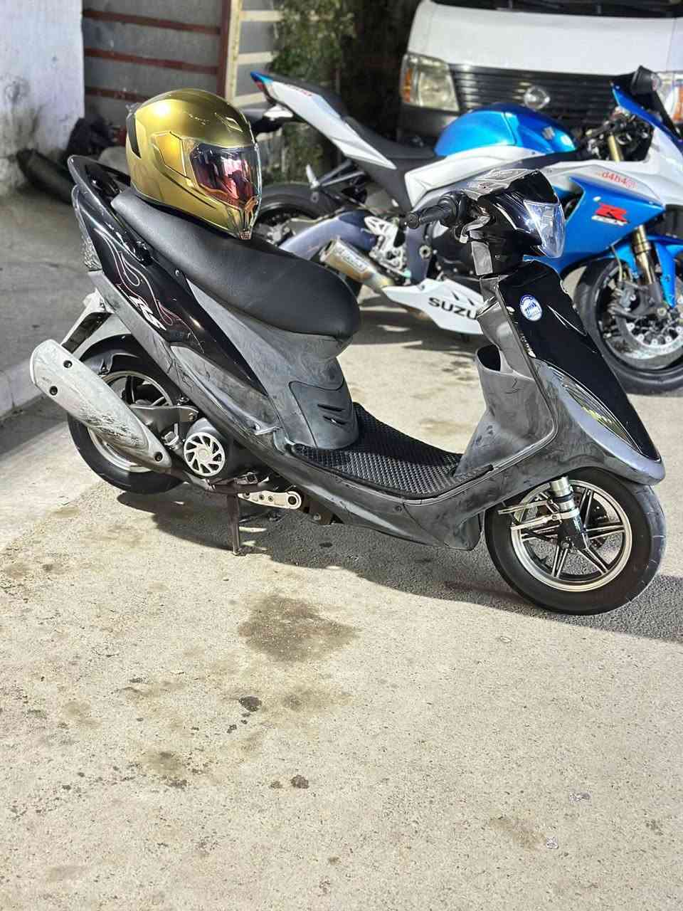 شباب دراجه رمبه كارتون مكفوله كفاله عامه الدراجه بلاديه هسه بدون تزويد مكاني بغداد   اسعر خاص ***********
