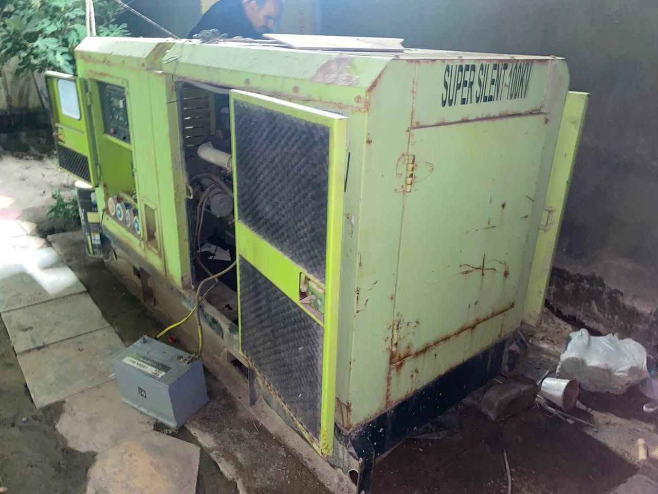 مولدة كاز kv100 بيركنز صيني كاتم 4 بستم للبيع السعر 40 ورقة. للاستفسار
الاتصال بالرقم ***********
