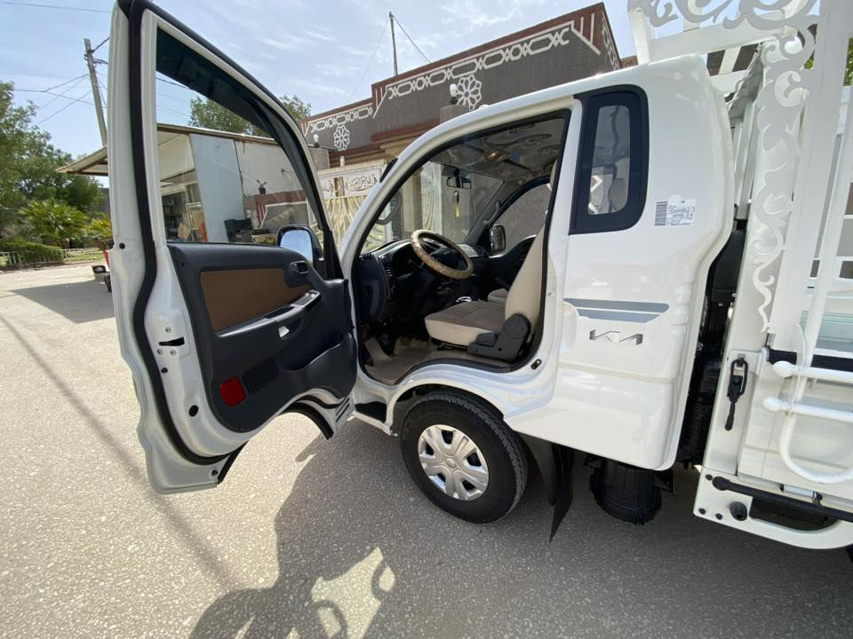 (((((( سياره مال ولايه  للجنايه فقط )))))))
سلام عليكم 
للبيع فقط كيه حمل 2023
(مكفوله كفاله عامه) من الزلغ وعله ايدي من الشركه استلمته زيرو  
رقم انكليزي بابل 
سياره بسمي تحويل ثاني يوم 
سنويه ل 2029
 ماشيه 47 جديده ما متعوبه 
جاهزه من كلشي ما تصرف عليه ربع دينار
دوشمه درجه اولى
وطشت درجه اولى امانه الله 
ب155 وبيه مجال بسيط 
***********
***********
مكان السياره حله/ ناحيه النيل
