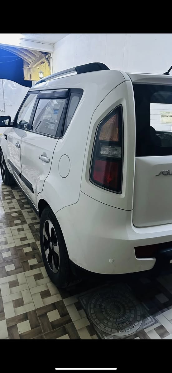 كيا صول 2001 خليجي للاستفسار ‭0782 500 5550‬
