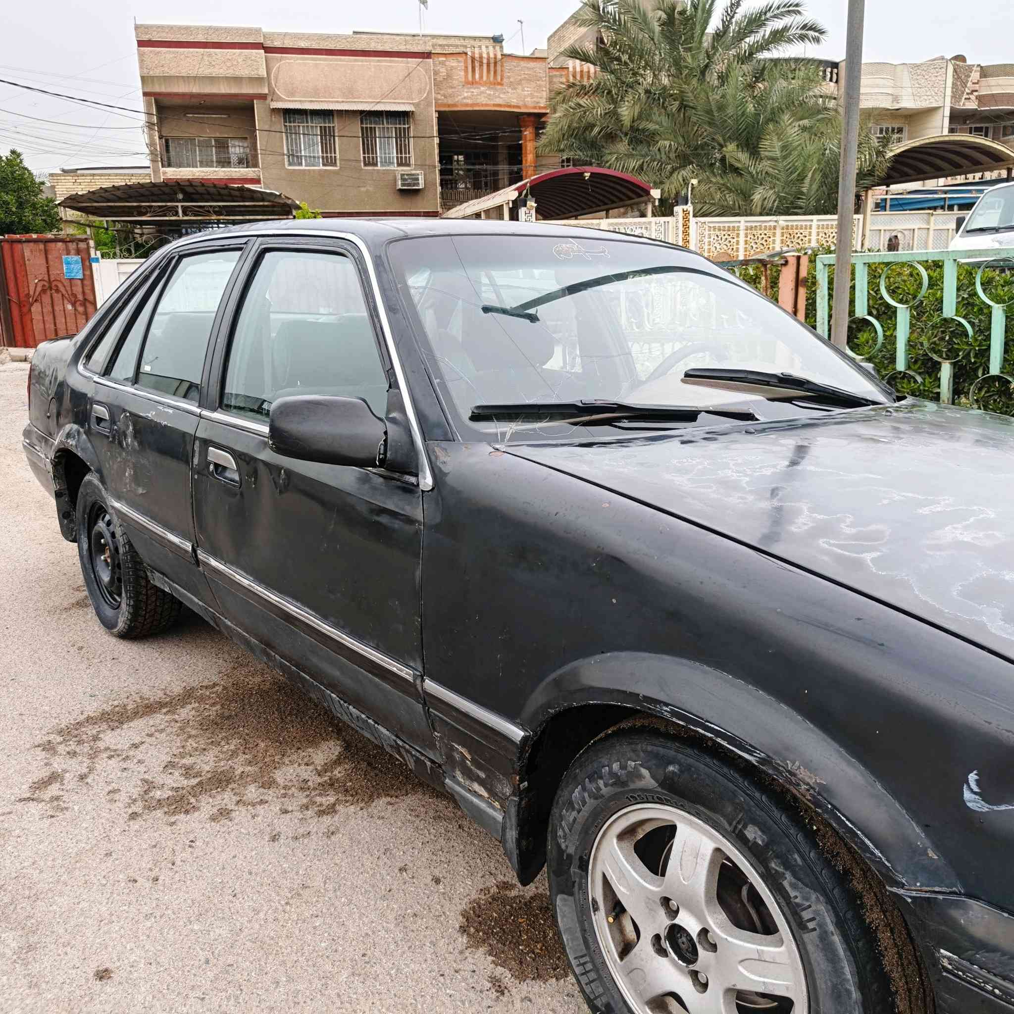 سيارة برنس ( فراشة ) موديل 1996
• رقم بغداد - خصوصي تحويل ثاني يوم 
• مكينه مفتوح 2000
•گير أوتماتيك
 • باتري جديد
• ما تصرف بانزين سياره خدميه 

🔺 نظافة السيارة مثل ما موضّح بالصورة 
( مكاني بغداد - الشعب)
• السعر (30ورقة ) وبيها مجال
رقمي واتساب : ***********
