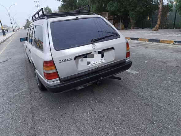 مارسدس دب ستيشن رقم بغداد السياره حلوه بدون ضربه بدون خياسات قواعد الدبل سليمات جاهزه من كلشي كير مكينه حداديه كهربائيات كله شغال دواخلها جديده كشنات كهربائي شغالات مكينتها بطه موديل 88 السعر 47$ وبيها مجال ***********
