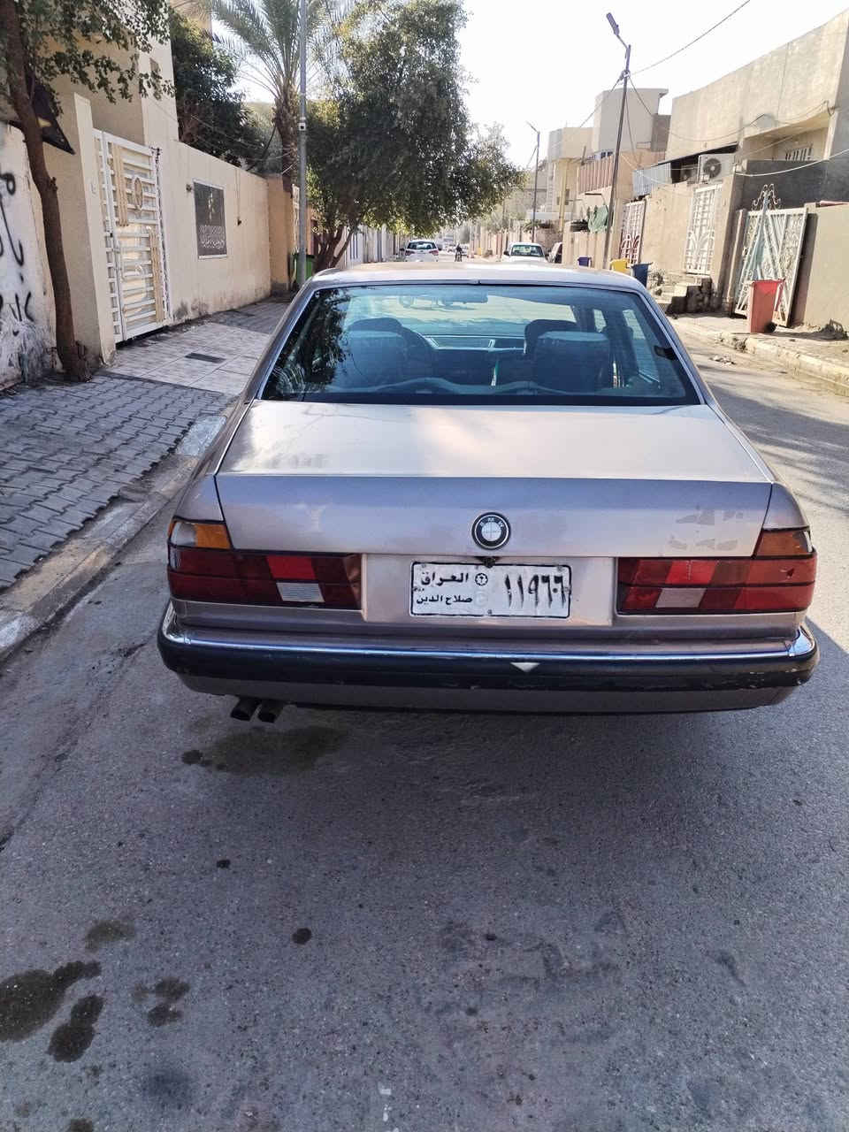 السلام عليكم بي ام موديل 87  حجم 735 مكنيه وكير كفاله كهربائيات كله شغال صدر وحدايه خير من الله تخم تأير جديد
راعيه بتكريت راح رقمه مني اتعهد سرقه وعشاير السعر 25وبي مجال بسيط بيع أو مراوس حسب قناعه الاستفسار *********** مكان واسط كوت مركز مدينه
