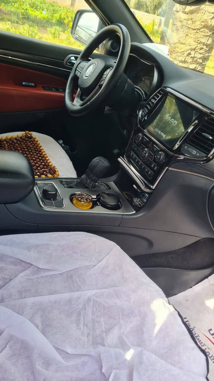 السلام عليكم
جيب  موديل 22  S خليجي  ماشية 29 الف كيلو   ام الرادار السعر  38000 دولار 
مكفولة حتى من الشخط الاستفسار  ***********
