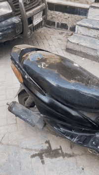 سكنس نثيه متروكه صالهة سنه شغاله نقصهة تاير امامي ويل خلفي يرادله بوربرين سعر 300 بيهة مجال قليل ***********
