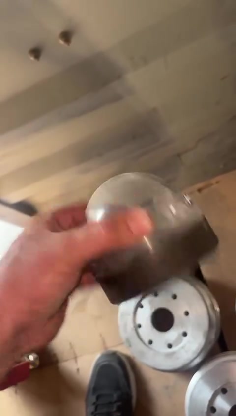 ***********
